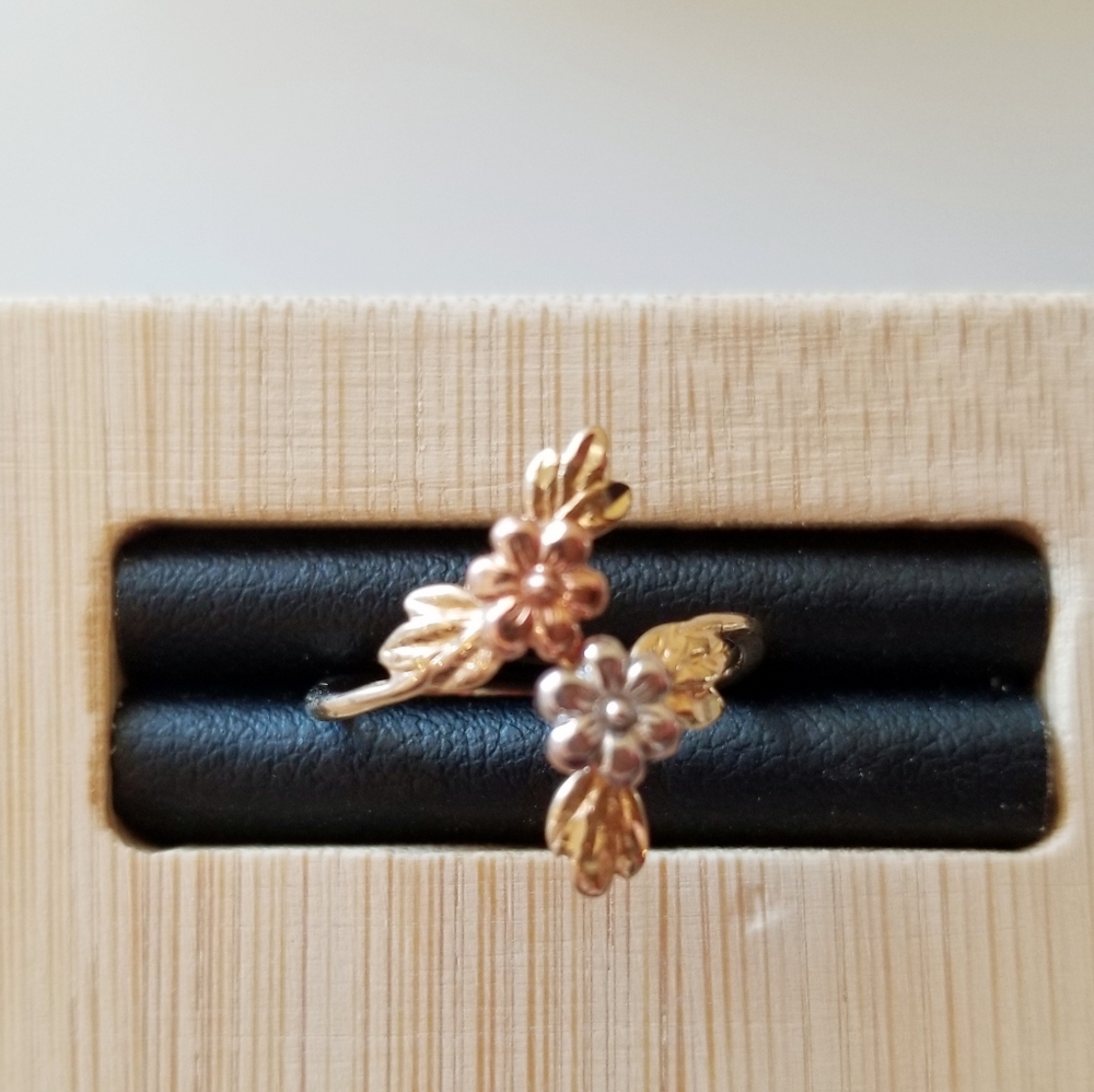 10K Gold Floral Tri Color Bypass Ring - Picture 4 of 12